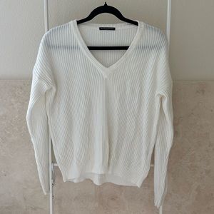 brandy melville white v-neck knit sweater